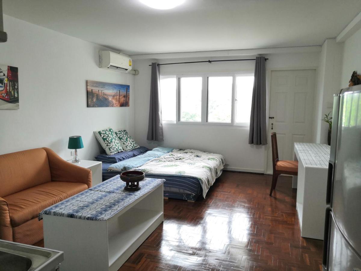 26 Condo With Pool Opposite The Train Station, Near Old City And Nimman Chiang Mai Exterior photo